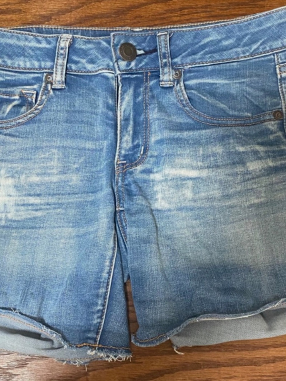 American Eagle Midi Super Super Stretch Denim Jean Shorts Women’s Size 2